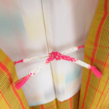 Load image into Gallery viewer, Haori Pure Silk Ponitsu Lattice Yellow Kimono Court Kimono Kimono 82cm