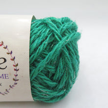 Load image into Gallery viewer, 毛糸 ジュートラメ 黄麻糸 日本製 サマーヤーン 色番103×5玉 1玉25g 糸長約22m 並太 春夏毛糸 緑色 編み物 ハンドメイド 未使用品