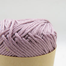 Load image into Gallery viewer, SKIYARN スキーヤーン 毛糸 スキー スーピマコットン 色番5002×2玉 色番5032×1玉 色番5015×1玉 1玉30g 糸長約98m 綿100% 春夏毛糸 白色 紫色 手編み糸 未使用品