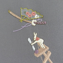 画像をギャラリービューアに読み込む, 付下げ 刺繍 日本玩具文様 袷 広衿 灰色 正絹 仕立て上がり着物 紋なし 身丈166cm
