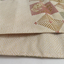画像をギャラリービューアに読み込む, 袋帯 唐織刺繍 市松華文様 ベージュ色 金糸 六通柄 正絹 礼装 フォーマル 着物帯 長さ440cm