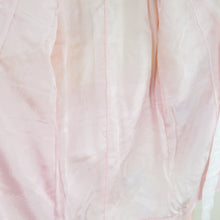 Load image into Gallery viewer, 子供着物 女の子用 四つ身 襦袢セット 箔 花蝶文様 黄色 アセテート 洗える 袷 フォーマル 子供きもの 女児 七五三 祝着 身丈95cm