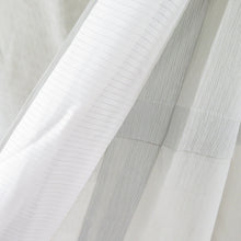 Load image into Gallery viewer, 訪問着 夏着物 竪変わり絽 広衿 正絹 薄灰緑色 梅文様 一つ紋 木瓜紋 仕立て上がり 身丈160cm