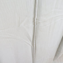 Load image into Gallery viewer, 訪問着 夏着物 竪変わり絽 広衿 正絹 薄灰緑色 梅文様 一つ紋 木瓜紋 仕立て上がり 身丈160cm