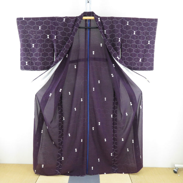 小紋 塩沢御召し 御召し 横縞模様 紫色 広衿 正絹 カジュアル着物 身丈163cm 【キモノオフ野々市若松店】 夏着物 小紋 絽 絞り 亀甲に白絞り 広衿 紫色x白色 正絹 夏用 仕立て