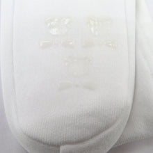 Load image into Gallery viewer, 着付け小物 子ども足袋 白ストレッチ足袋 21~22cm ソックスタイプ 底スリップ止付 KIDSたび 口ゴム 日本製 ホワイト 着物 子供用 七五三 発表会