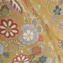 Load image into Gallery viewer, Komon Japanese tool and flower butterfly pattern lined brown collar brown pure silk tailed casual kimono 155cm