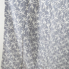 Load image into Gallery viewer, Komon branch flower sentence Lined -collar gray -colored silk -tailed casual kimono 152cm