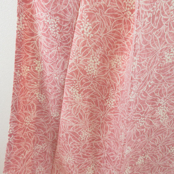 小紋 縮緬 萩の花文様 袷 広衿 桃色 正絹 仕立て上がり カジュアル着物