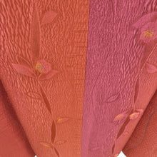 画像をギャラリービューアに読み込む, 道行 正絹 膨れ織 グラデーション 花柄 赤紫色 和装コート 着物用 ちりよけ カジュアル 作家物 身丈86cm