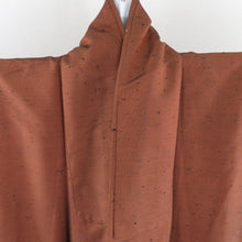Load image into Gallery viewer, 紬 着物 節紬織 斜め格子 橙茶色 正絹 袷 広衿 カジュアル 仕立て上がり着物 身丈159cm