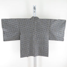 Load image into Gallery viewer, 紬 着物 紬 アンサンブル 羽織付 幾何学文様 袷 広衿 灰色 正絹 カジュアル 仕立て上がり 身丈154cm