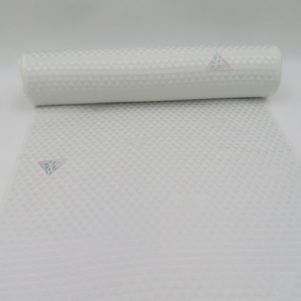 反物 襦袢用 正絹 白x緑ｘ薄紫 鱗に南天 未仕立て 女性着物用 生地 長さ1350cm 【キモノオフ野々市若松店】 反物 襦袢用 正絹 白x緑x薄紫 鱗に南天 未仕立て 女性着物用 生地