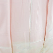 Load image into Gallery viewer, 訪問着 金駒刺繍 箔 菊文様 紗綾型地紋 橙色 袷 広衿 正絹 紋なし 仕立て上がり着物 身丈160cm