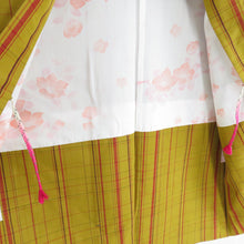 Load image into Gallery viewer, 紬 着物 アンサンブル 羽織付 格子文様 袷 バチ衿 黄色 正絹 カジュアル 仕立て上がり 身丈158cm