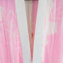 画像をギャラリービューアに読み込む, 襦袢 振袖用 ぼかし 絞り 楓文様 桃色 正絹 バチ衿 袖無双 長襦袢 仕立て上がり 女性着物用 身丈137cm