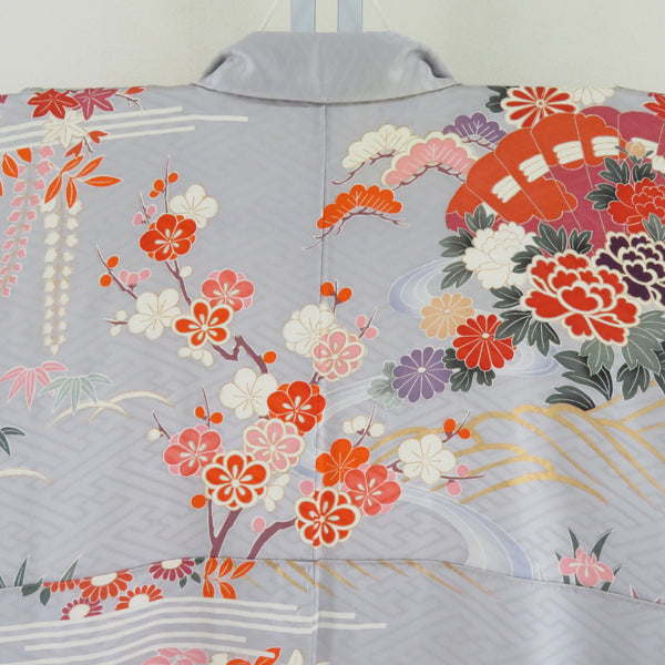 振袖 正絹 灰色x朱色 箔入り 花々に御所車紋様 袷 広衿 成人式 卒業式
