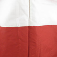 画像をギャラリービューアに読み込む, 紬 着物 亀甲に縞模様 赤色x黒色 正絹 袷 バチ衿 カジュアル 仕立て上がり着物 身丈154cm