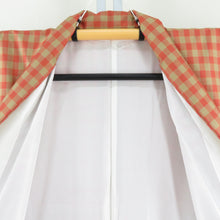 画像をギャラリービューアに読み込む, 紬 着物 市松模様 正絹 薄茶色xオレンジ色 袷 広衿 カジュアル 仕立て上がり着物 身丈156cm