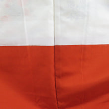 画像をギャラリービューアに読み込む, 紬 着物 紬 風景模様 クリーム色x灰色xオレンジ色 正絹 袷 バチ衿 カジュアル 仕立て上がり着物 身丈163cm