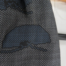 画像をギャラリービューアに読み込む, 紬 着物 松模様 黒色x灰色x青色 正絹 袷 広衿 カジュアル 仕立て上がり着物 身丈162cm