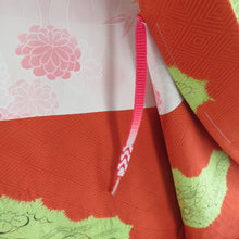 画像をギャラリービューアに読み込む, 羽織 絞り オレンジ色x黄色 流水に花模様 菱型地文 正絹 着物ジャケット 仕立て上がり 身丈82.5cm