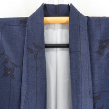 画像をギャラリービューアに読み込む, 紬 着物 幾何学模様に花 紺色x黒色 正絹 袷 広衿 カジュアル 仕立て上がり着物 身丈159cm
