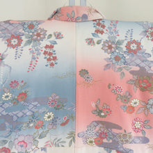 Load image into Gallery viewer, Komon Fogi flower pattern blur dyed blue x pink foil with pink foil Saaya -shaped ground crest x silver lined wide collar pure silk