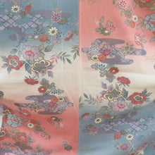 Load image into Gallery viewer, Komon Fogi flower pattern blur dyed blue x pink foil with pink foil Saaya -shaped ground crest x silver lined wide collar pure silk