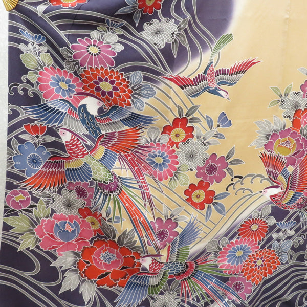振袖 正絹 サーモンピンク×ベージュ×紫 型染め 風景 花々 袷 広衿 成人式 卒業式 舞台衣装 フォーマル 仕立上り 着物 紅型調 花鳥 身丈174.8cm 【キモノオフ野々市若松店】 振袖 正絹 サーモンピンク×ベージュ×紫 型染め 風景 花々 袷 広衿 成人