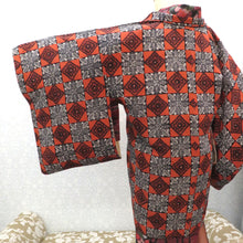 Load image into Gallery viewer, Haori Antique Pale Silk Orange Black White Black White Ichimatsu Pine Block Check Race Tone Design Retro Meiji / Taisho Roman Modern Japanese Western Mix Difficulties 79cm