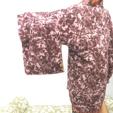 画像をギャラリービューアに読み込む, 道行 アンティーク 昔道行 正絹 ピンク紫 紫 葉文様 レトロ 明治・大正ロマン モダン 和洋ミックス ちりよけ 防寒 汚れ防止  身丈81.2cm