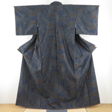 Load image into Gallery viewer, 紬 着物 葡萄模様 黒色x青色x黄色 袷 広衿 正絹 仕立て上がり カジュアル 身丈159cm