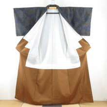 Load image into Gallery viewer, 紬 着物 葡萄模様 黒色x青色x黄色 袷 広衿 正絹 仕立て上がり カジュアル 身丈159cm