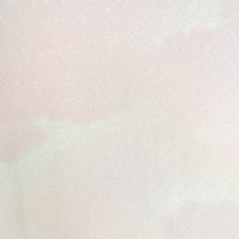 Load image into Gallery viewer, 色無地 ぼかし色無地 雲取り模様 くすみピンクxピンク色 落款入り 袷 広衿 正絹 仕立て上がり 身丈159cm