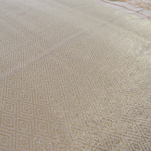 Load image into Gallery viewer, 袋帯 雪輪に鳳凰紋様 金糸x銀糸 ゴールドxベージュ色x多色  六通柄 正絹 仕立て上がり 着物帯 長さ416cm