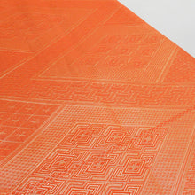 Load image into Gallery viewer, 袋帯 佐賀錦 金糸銀糸 菱型模様 リバーシブル オレンジ色x白色 全通柄 正絹 仕立て上がり 長さ448cm