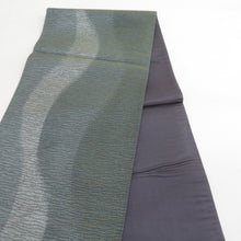 画像をギャラリービューアに読み込む, 袋帯 洒落袋帯 よろけ縞模様 六通柄 緑色x薄緑色 金糸 余り布付き 正絹 仕立て上がり 長さ440cm