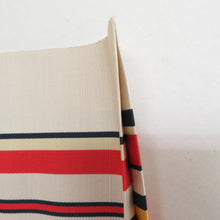 Load image into Gallery viewer, 名古屋帯 博多織 正絹 ベージュ色x赤色x黄色x紺色 縞模様 名古屋仕立て 全通柄 カジュアル 仕立て上がり 着物帯 長さ353cm