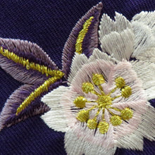 画像をギャラリービューアに読み込む, 子供着物 女児用 袴 紫色 桜刺繍 蝶刺繍 ポリエステル 女の子用 紐下70.5cm スカート型 行燈型 卒園式 発表会 コスプレ  未使用品