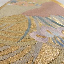 Load image into Gallery viewer, 袋帯 綴れ 金糸銀糸 オシドリに花模様 シルバーxゴールドx多色 お太鼓柄 正絹 仕立て上がり 長さ448cm