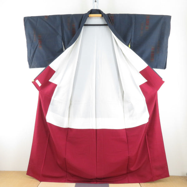紬 着物 大島紬 横縞模様 黒色ｘ紺色ｘ多色 袷 広衿 カジュアル 仕立て上がり着物 身丈163cm 【キモノオフ野々市若松店】 紬 着物 大島紬 横縞模様 黒色x紺色x多色 袷 広衿 正絹 カジュアル