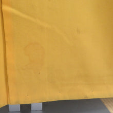 Load image into Gallery viewer, 紬 着物 アンティーク 昔着物 大島紬 胴裏紅絹 幾何学模様 黒色x紺色x灰色 広衿 正絹 カジュアル 仕立て上がり着物 身丈154cm