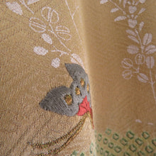 画像をギャラリービューアに読み込む, 訪問着 絞り 刺繍入り 茶色x辛子色 蝶々と流水に萩紋様 一つ紋 パールトーン加工入り 広衿 正絹 仕立て上がり着物 身丈158cm