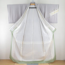 Load image into Gallery viewer, 付下げ グレーx多色 箔入り 小花蘭模様 刺繍入り 袷 広衿 正絹 仕立て上がり着物 身丈159cm