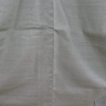 Load image into Gallery viewer, 紬 着物 色無地 本場結城紬 奥順謹製 証紙付き 緑色 結印付 袷 広衿 正絹 仕立て上がり カジュアル 身丈176cm