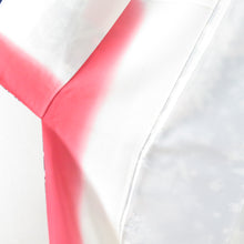Load image into Gallery viewer, 小紋 花模様 紺色xサーモンピンク色 袷 広衿 正絹 仕立て上がり着物 身丈161cm