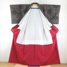 Load image into Gallery viewer, 紬 着物 大島紬 稲妻に花模様 茶色x黒色x薄青色 袷 広衿 正絹 仕立て上がり着物 身丈158cm