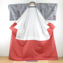 Load image into Gallery viewer, 紬 着物 グレーxオレンジ 花草模様 袷 広衿 正絹 仕立て上がり着物 身丈164cm