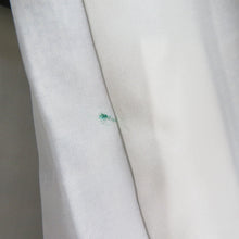 Load image into Gallery viewer, 紬 着物 ベージュx緑x黒 霞模様 袷 広衿 正絹 仕立て上がり着物 身丈157cm